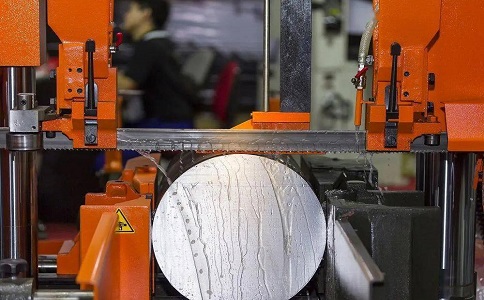 泰和立式金属带锯床切削出现跑带故障解决方法! 泰和立式金属带锯床切削出现跑带故障解决方法!